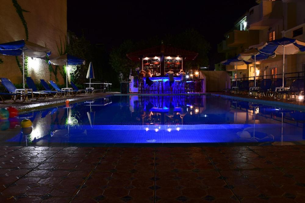 Sofia Studios & Apts Ayía Marína Eksteriør billede