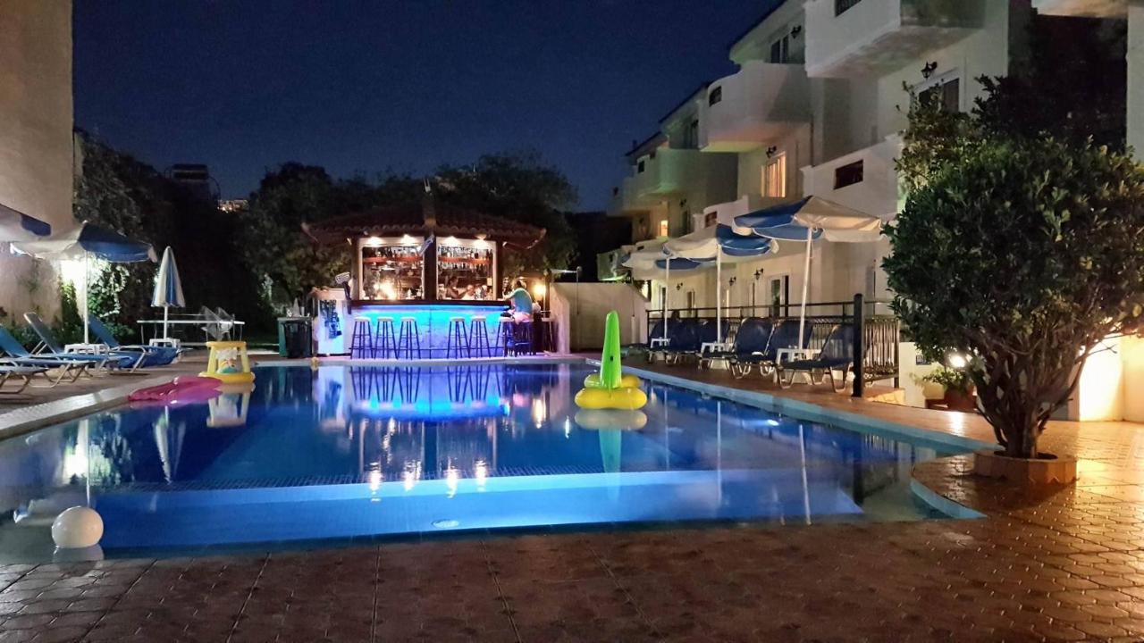 Sofia Studios & Apts Ayía Marína Eksteriør billede